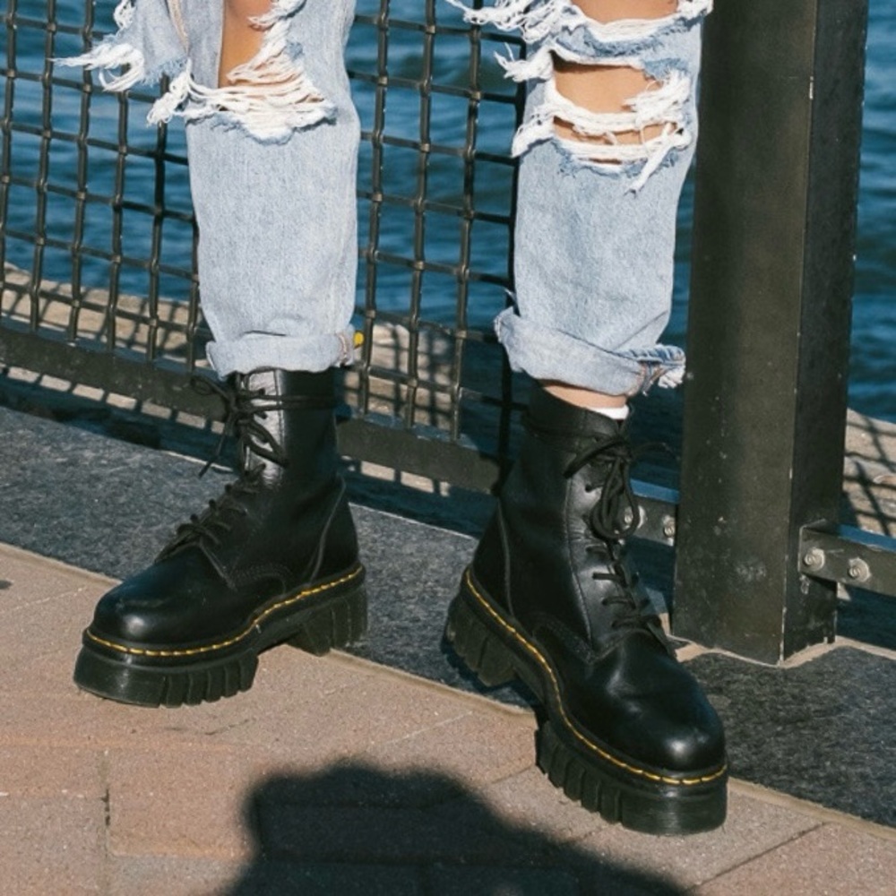 Doc Martens/ Dr. Martens Air Wair Audrick 8-eye Boot Black UK 7/ EU 41/ US 9